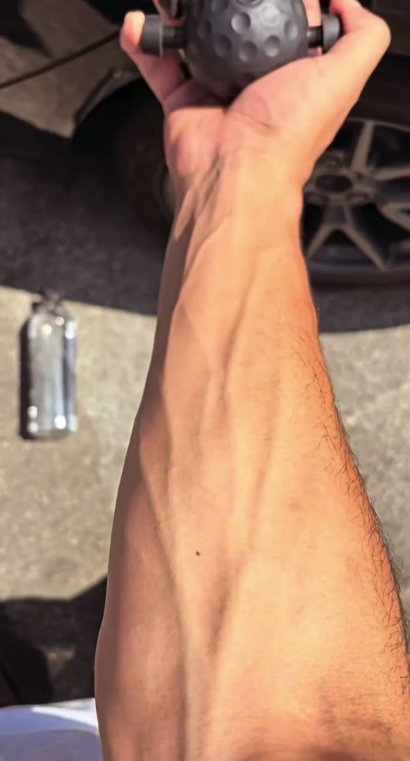 Forearm trainer in hand